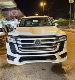 تۆیۆتا لاند کروزەر